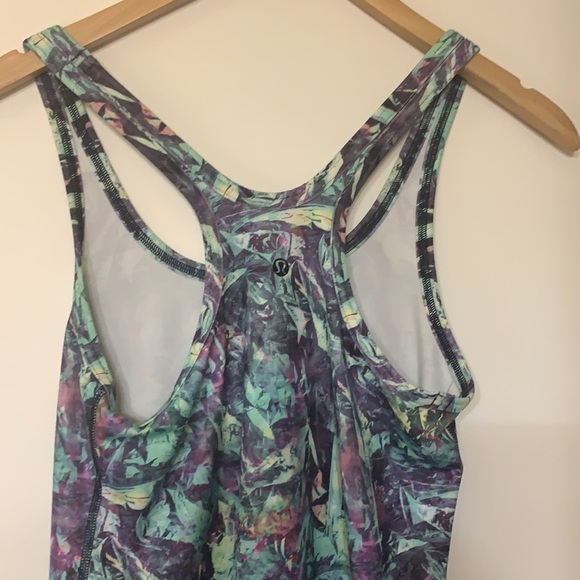 Lululemon tank top - Picture 2 of 4